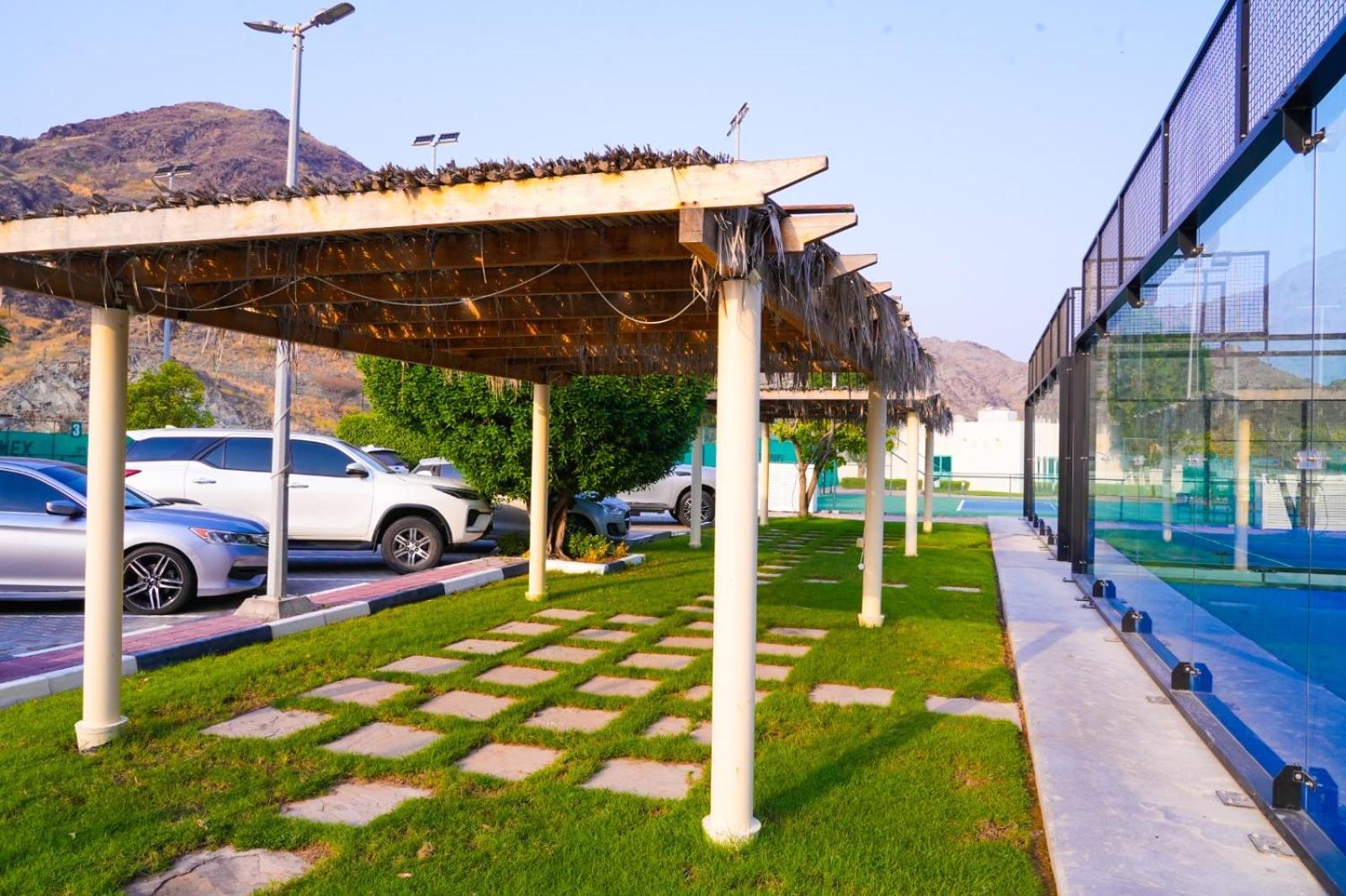 Boutique Hotel Fujairah Bagian luar foto